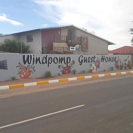 Die Windpomp Guesthouse Gobabis Exterior photo