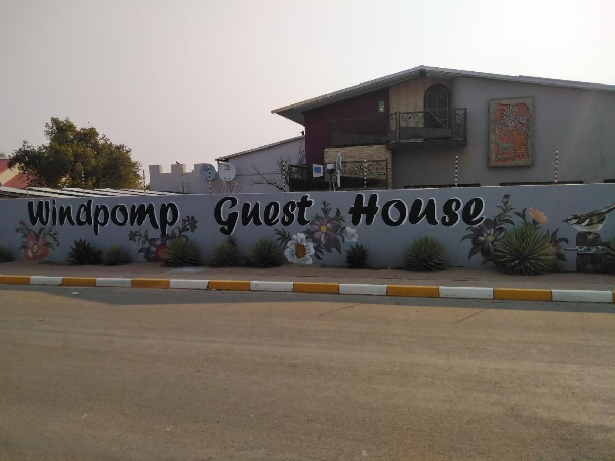 Die Windpomp Guesthouse Gobabis Exterior photo