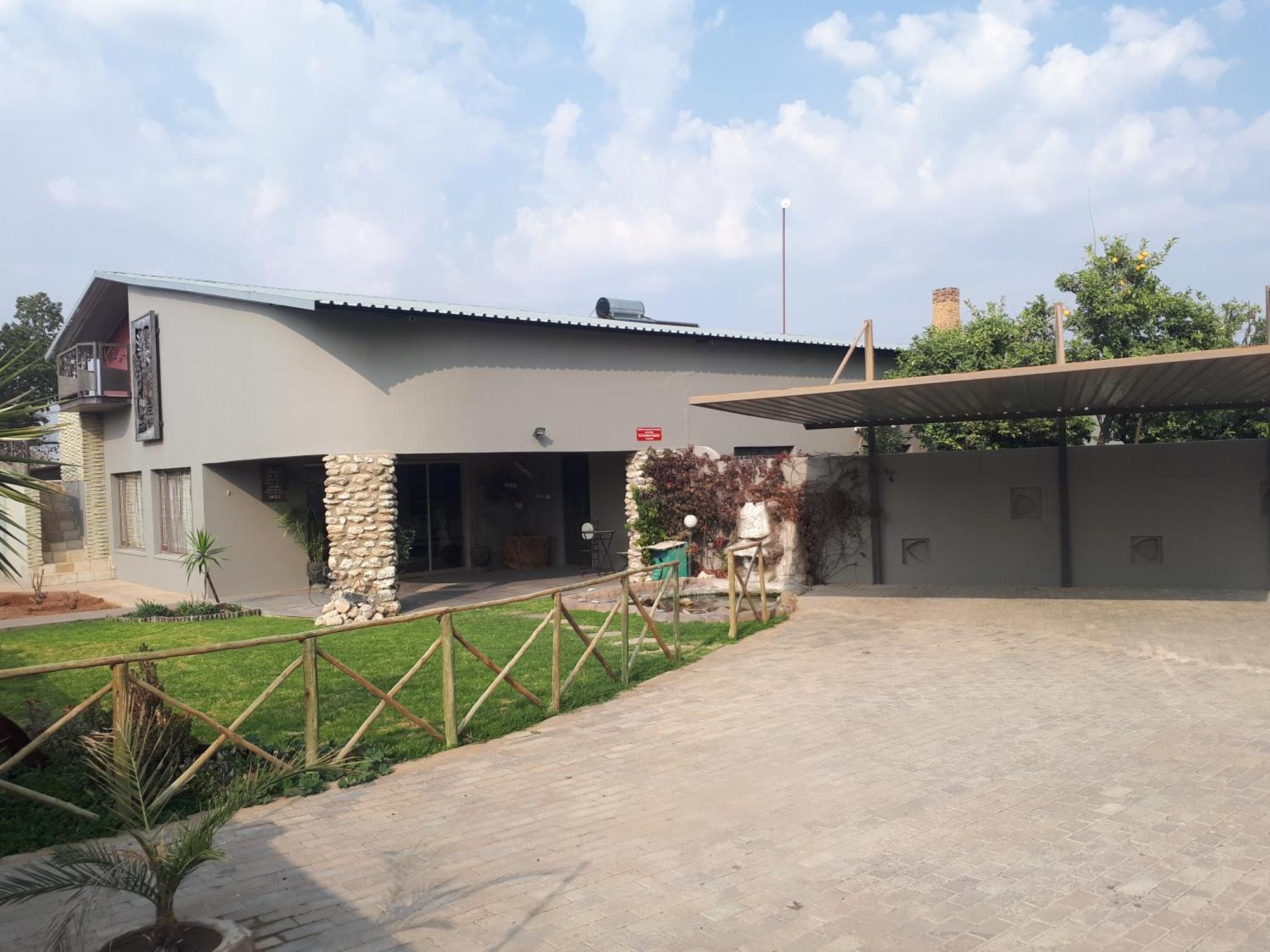 Die Windpomp Guesthouse Gobabis Exterior photo