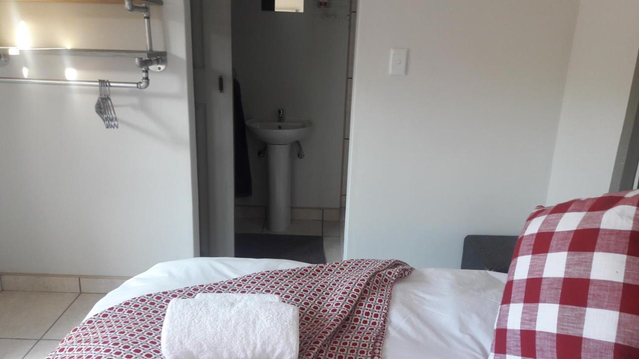 Die Windpomp Guesthouse Gobabis Exterior photo