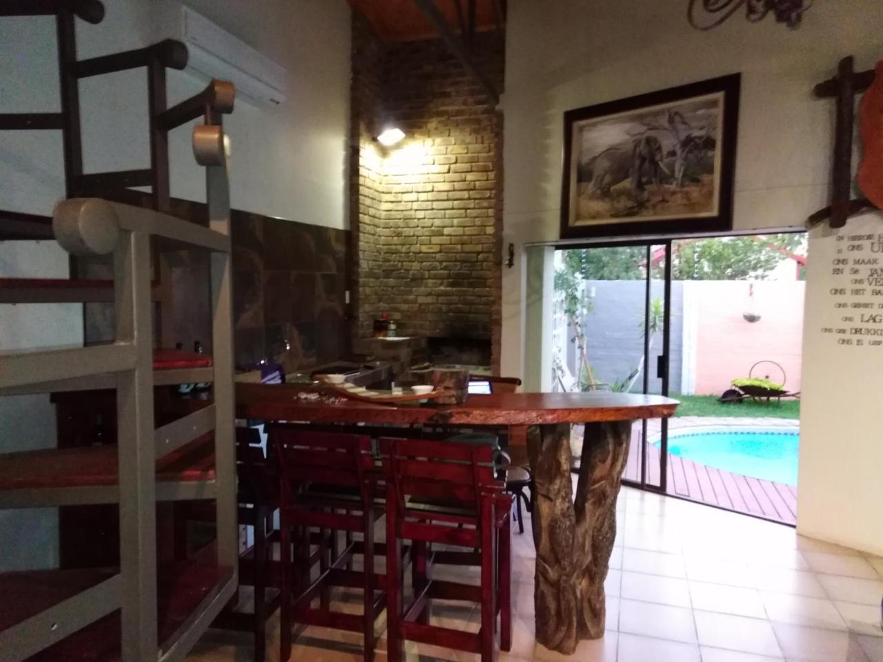 Die Windpomp Guesthouse Gobabis Exterior photo